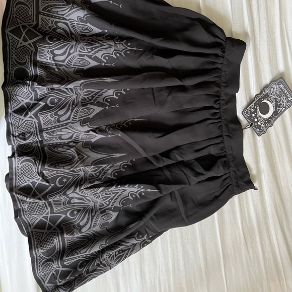 Duchess Chiffon Skirt - Picture 3 of 5